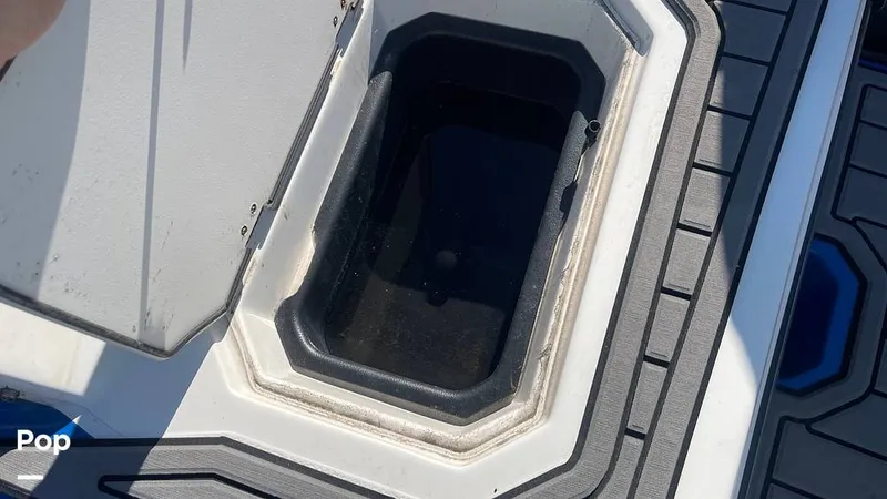 Slide: The Image of Starcraft SVX 231 2021 - 16009712