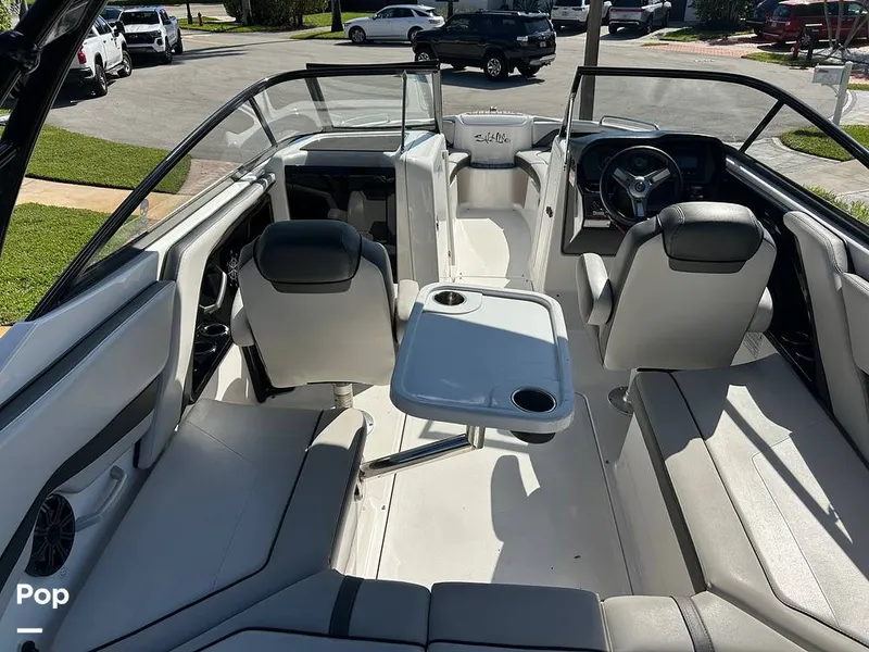 Slide: The Image of Yamaha AR240 2017 - 15954228