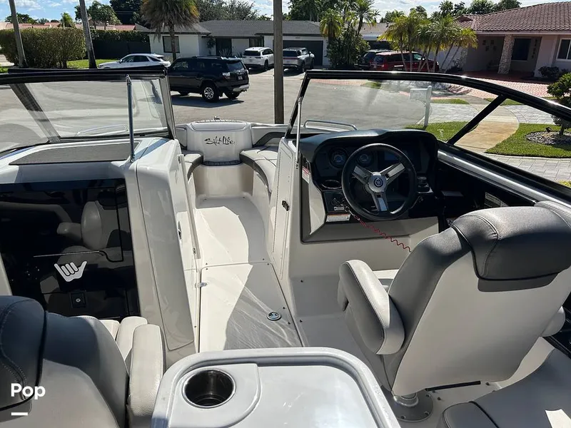 Slide: The Image of Yamaha AR240 2017 - 15954229