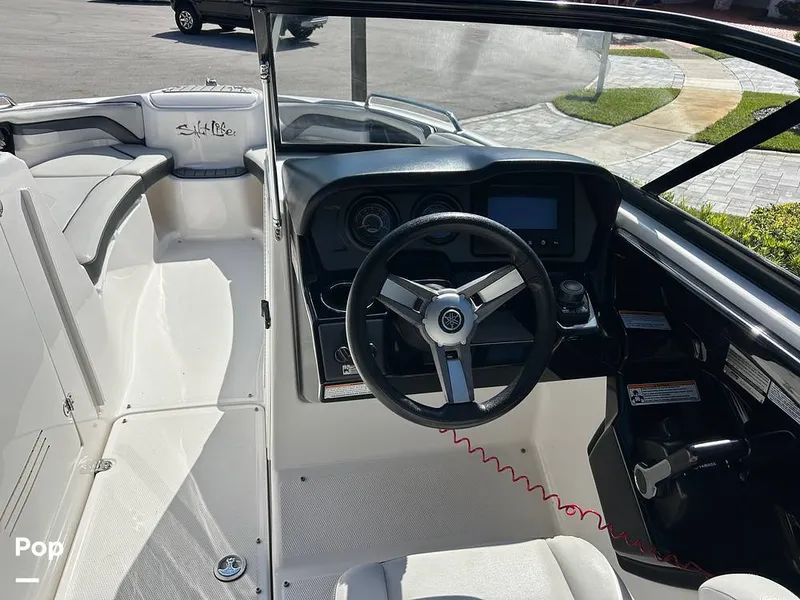 Slide: The Image of Yamaha AR240 2017 - 15954230