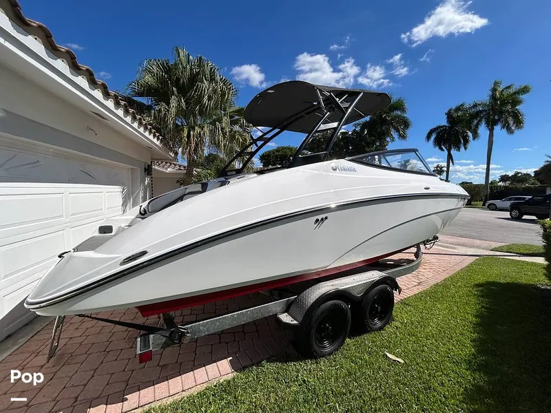 Slide: The Image of Yamaha AR240 2017 - 15954227