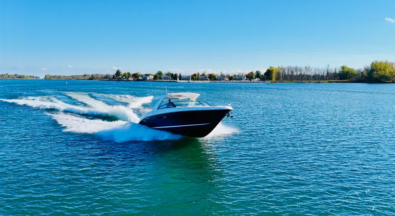The Image of Sea Ray 400 SLX 2022 - undefined