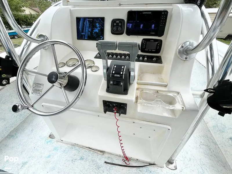 Slide: The Image of Twin Vee 260 GF 2018 - 16000170