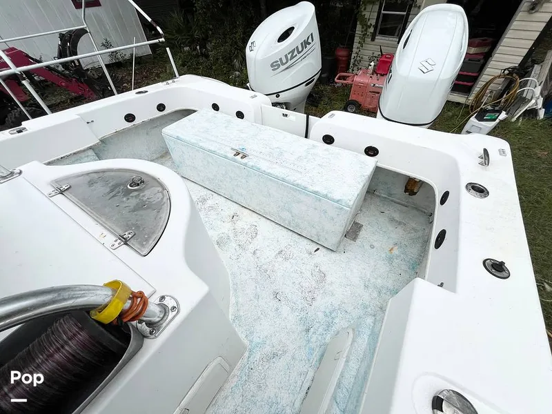 Slide: The Image of Bait Well - 16000179