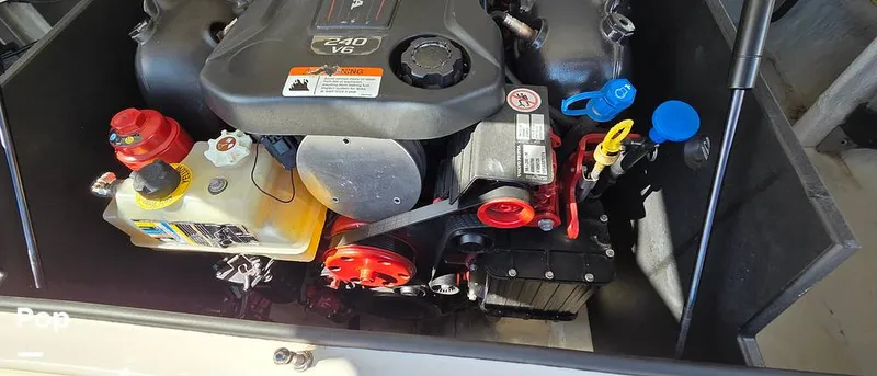 Slide: The Image of Regal 2100 RX 2019 - 15963875