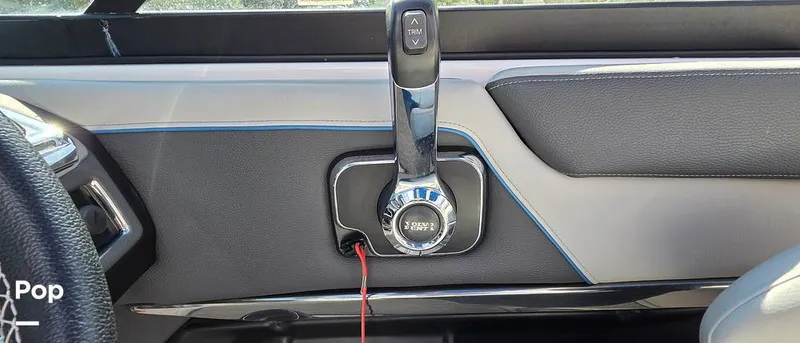 Slide: The Image of Regal 2100 RX 2019 - 15963884