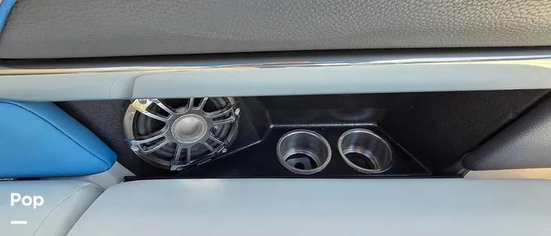 Slide: The Image of Regal 2100 RX 2019 - 15963889