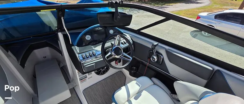 Slide: The Image of Regal 2100 RX 2019 - 15963901