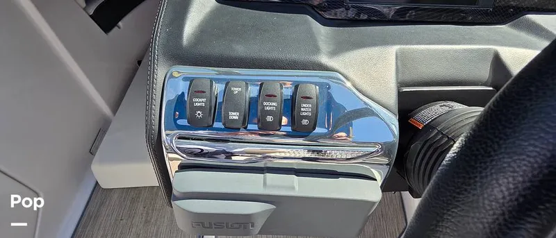 Slide: The Image of Regal 2100 RX 2019 - 15963903