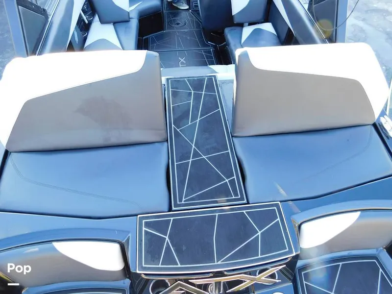 Slide: The Image of Transom - Walk Through - 15965684