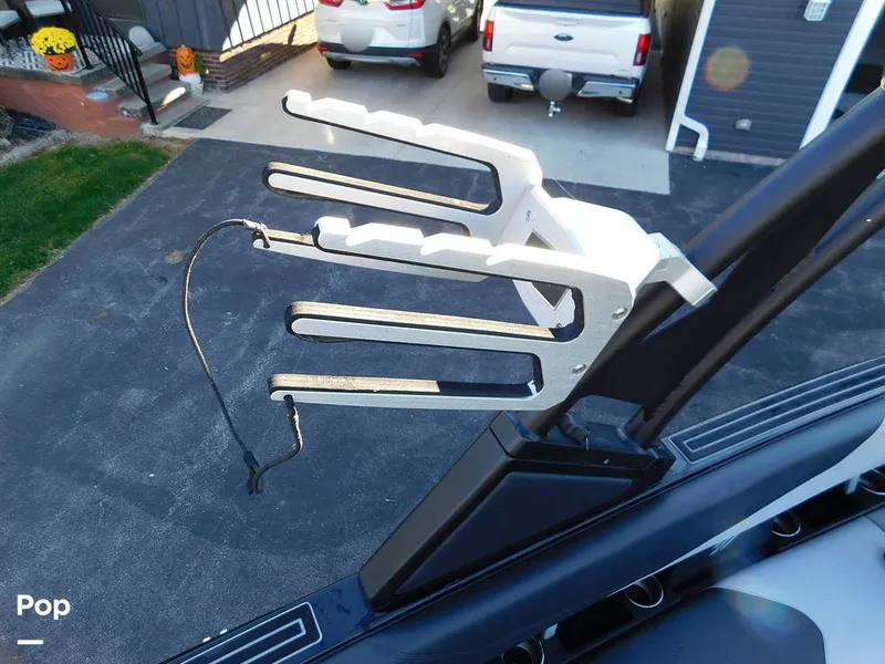 Slide: The Image of Wakeboard Rack - 15965686