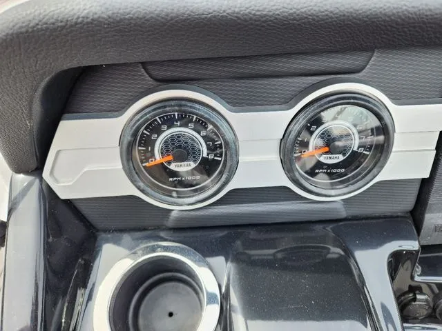 Slide: The Image of Yamaha 212X 2018 - 17