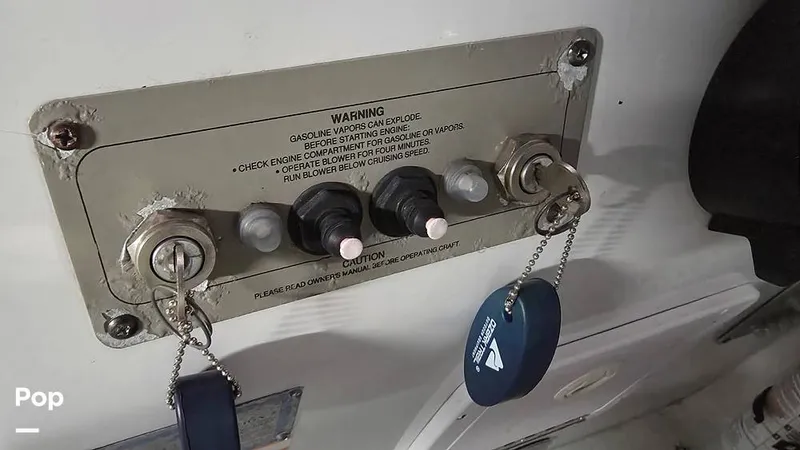 Slide: The Image of Crownline Boats 290 CR 2005 - 16239048