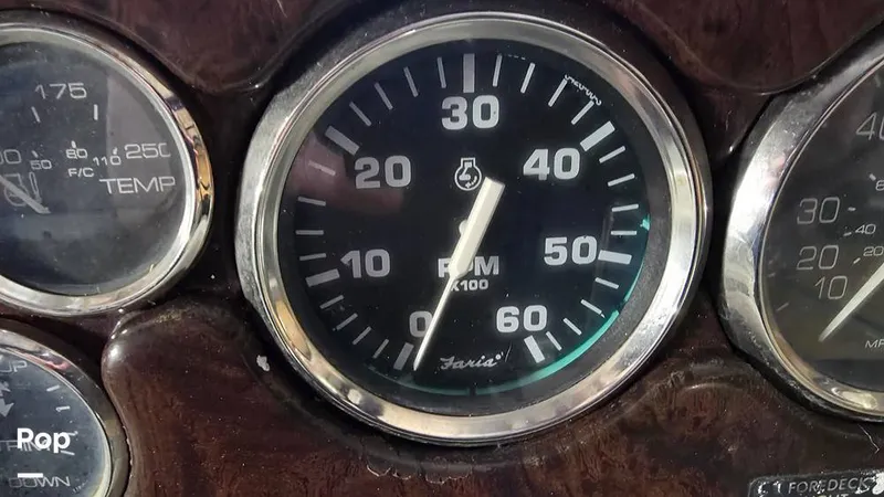 Slide: The Image of Crownline Boats 290 CR 2005 - 16239040