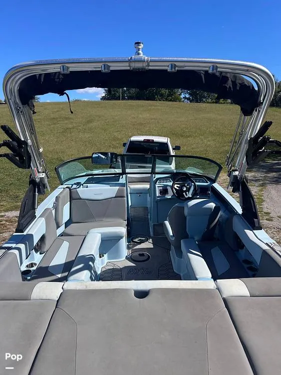 Slide: The Image of Mastercraft NXT20 2022 - 15942570
