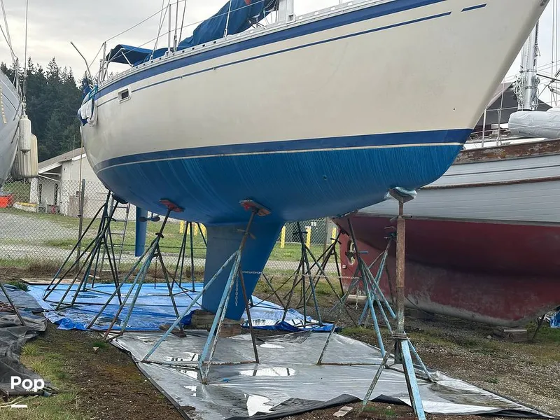 The Image of Full Hull - 15971252