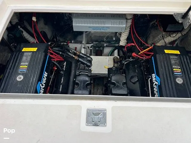 Slide: The Image of Cruisers Yachts 3375 1997 - 15973900