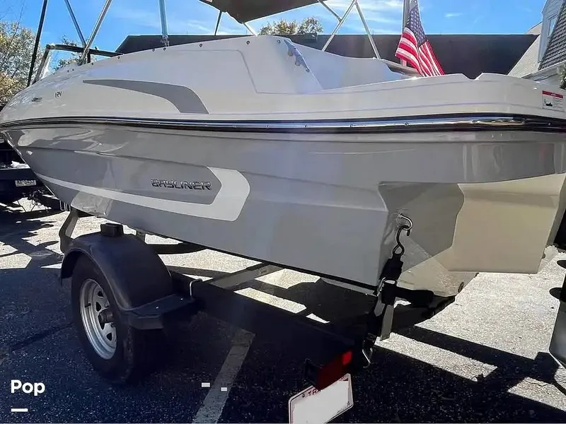 Slide: The Image of Bayliner VR4 2022 - 15959639