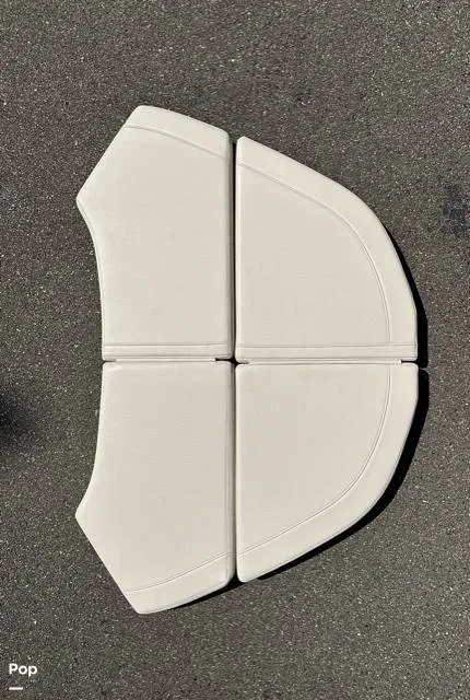 Slide: The Image of Boston Whaler 170 Montauk 2024 - 16075717