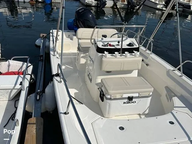 Slide: The Image of Boston Whaler 170 Montauk 2024 - 16075706