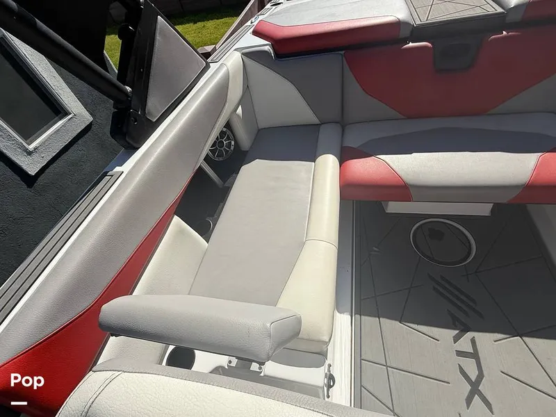 Slide: The Image of ATX 22 Type S 2020 - 15992224