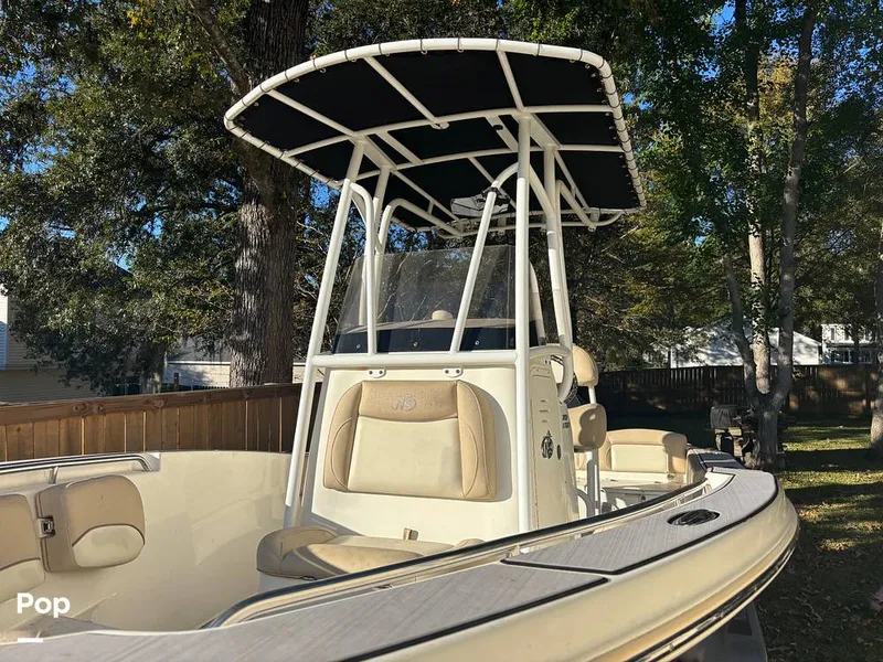 Slide: The Image of NauticStar 2102 Legacy 2018 - 16023502