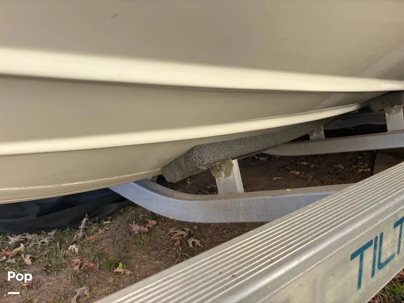 Slide: The Image of NauticStar 2102 Legacy 2018 - 16023505