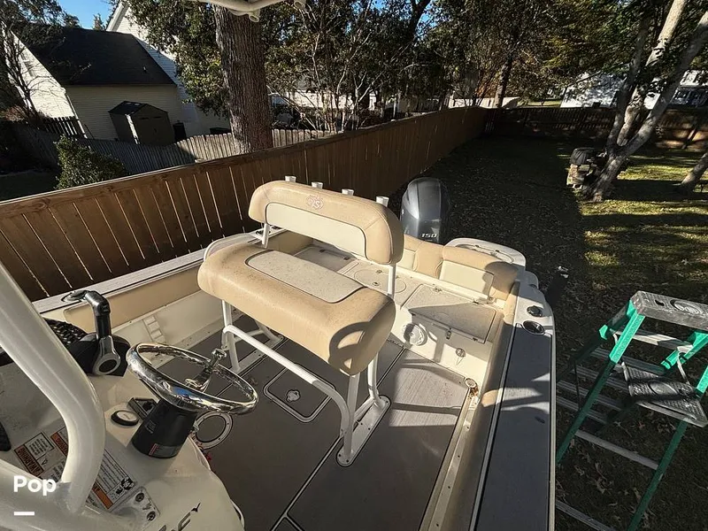 Slide: The Image of NauticStar 2102 Legacy 2018 - 16023520