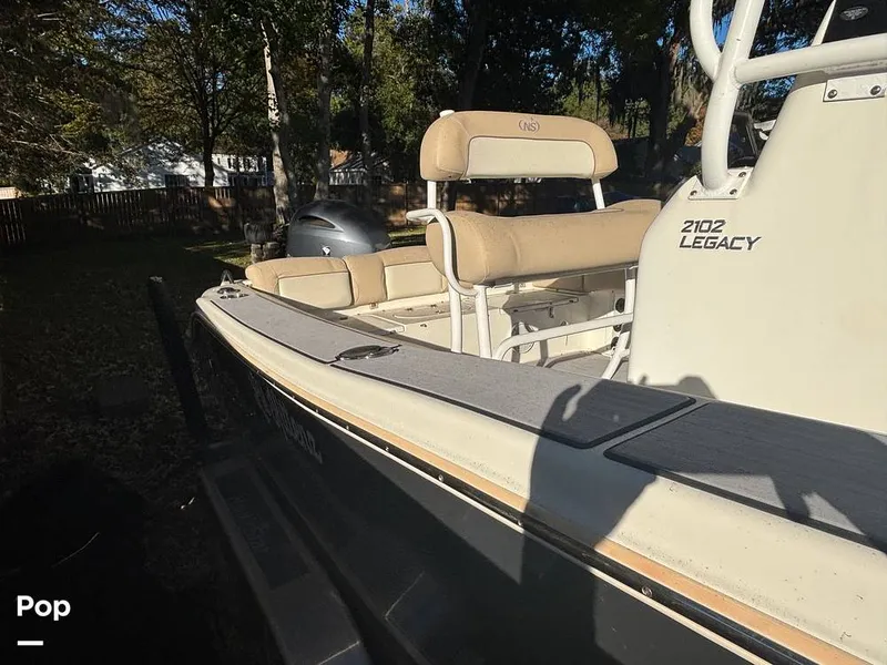 Slide: The Image of NauticStar 2102 Legacy 2018 - 16023556