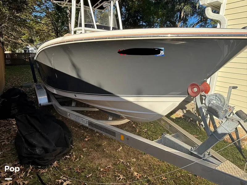 Slide: The Image of NauticStar 2102 Legacy 2018 - 16023557