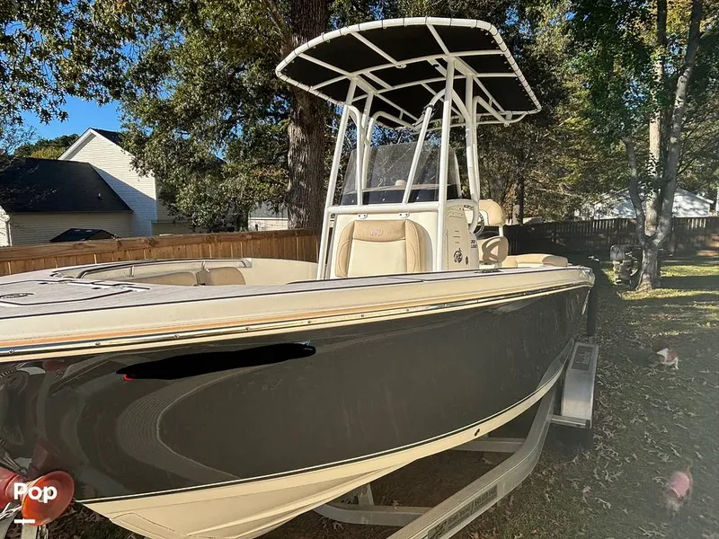 Slide: The Image of NauticStar 2102 Legacy 2018 - 16023563