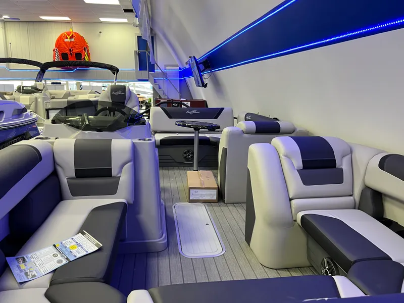 Slide: The Image of Sun Chaser GENEVA 22 SB 2022 - 2