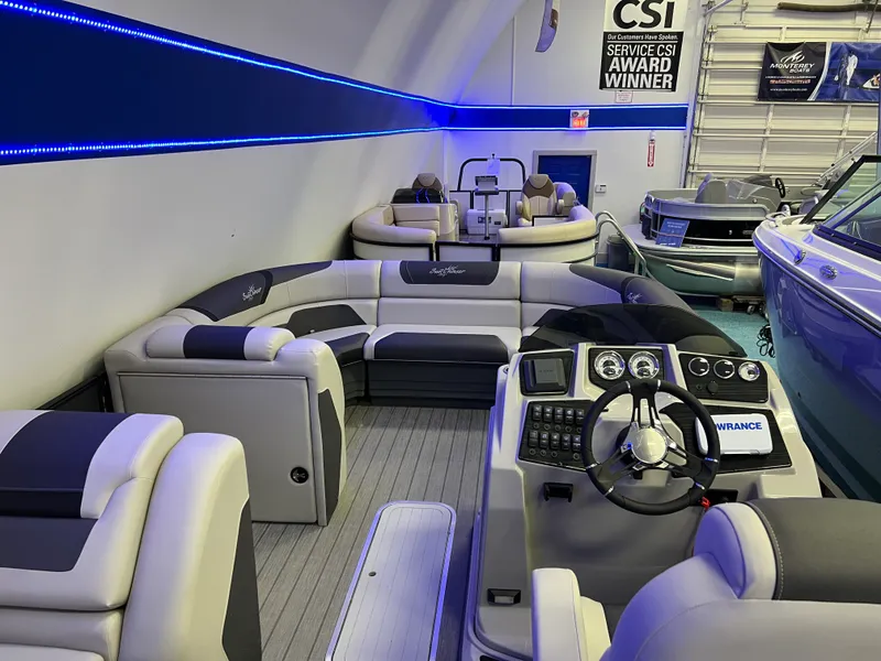 Slide: The Image of Sun Chaser GENEVA 22 SB 2022 - 4