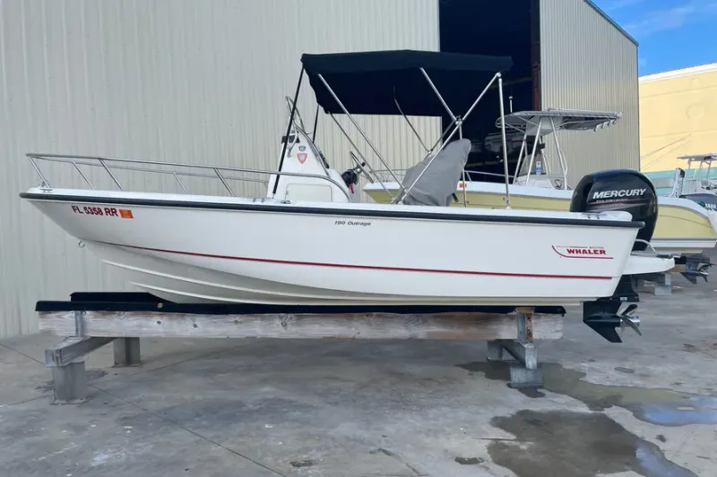 The Image of Boston Whaler 190 OUTRAGE 2018 - 0