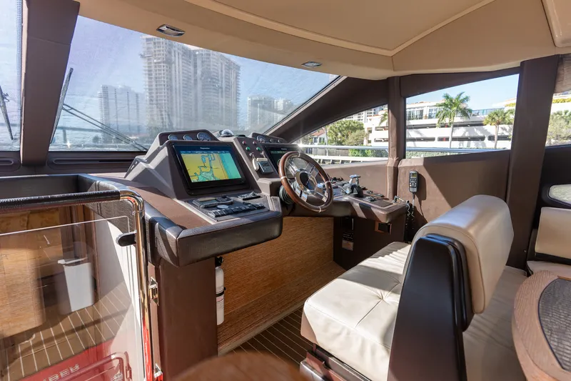 Slide: The Image of Azimut AZ64 FLY 2014 - 30