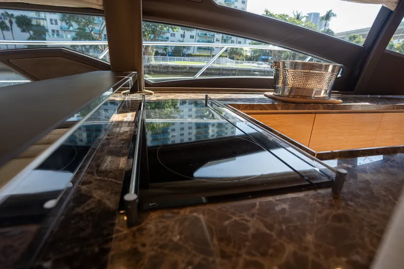 Slide: The Image of Azimut AZ64 FLY 2014 - 32