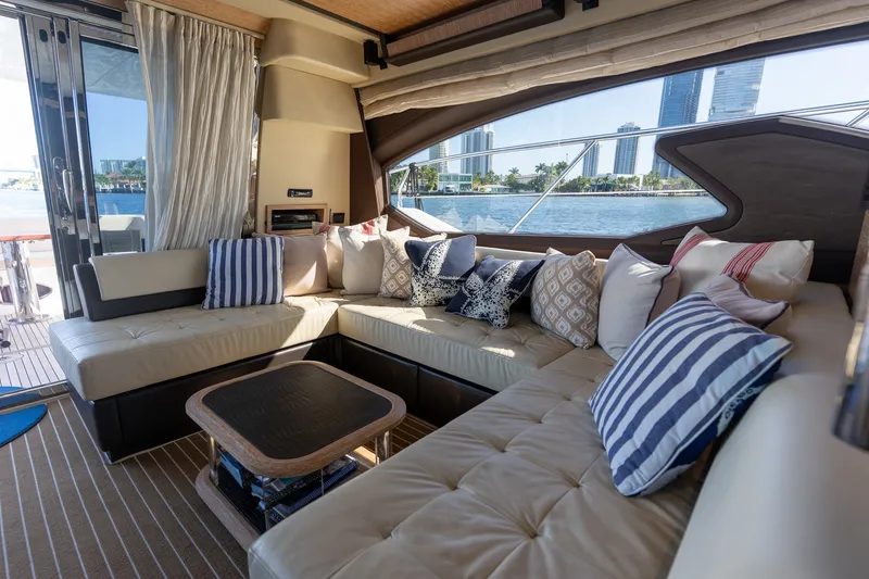 Slide: The Image of Azimut AZ64 FLY 2014 - 37