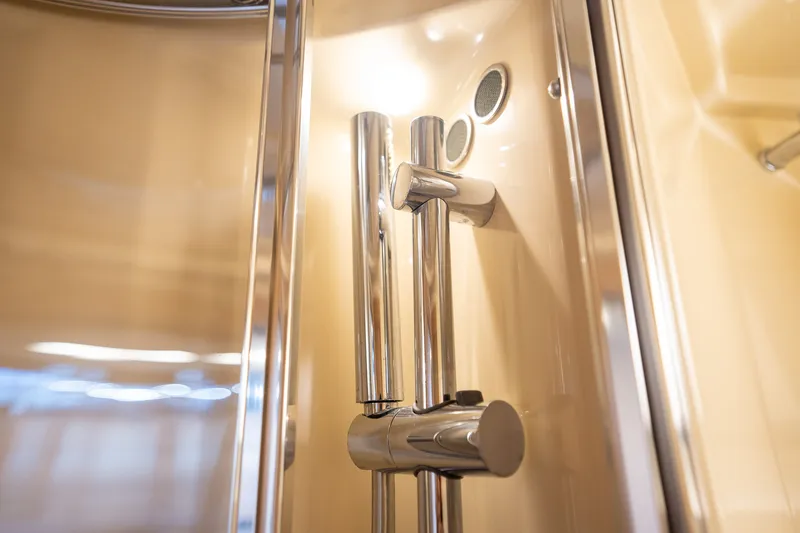 Slide: The Image of Azimut AZ64 FLY 2014 - 8