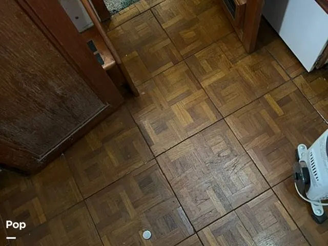 Slide: The Image of Carver Yachts Convertible 3227 1989 - 16308340