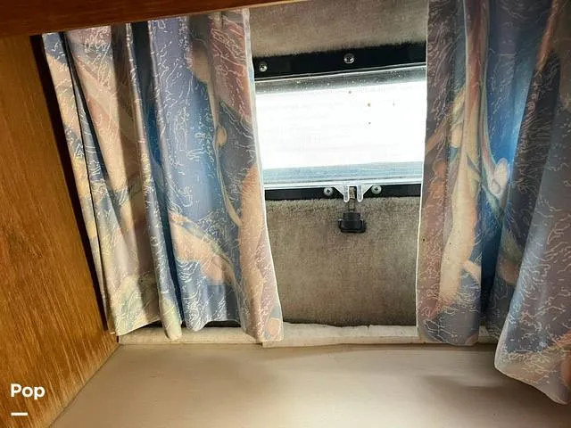 Slide: The Image of Carver Yachts Convertible 3227 1989 - 16308341