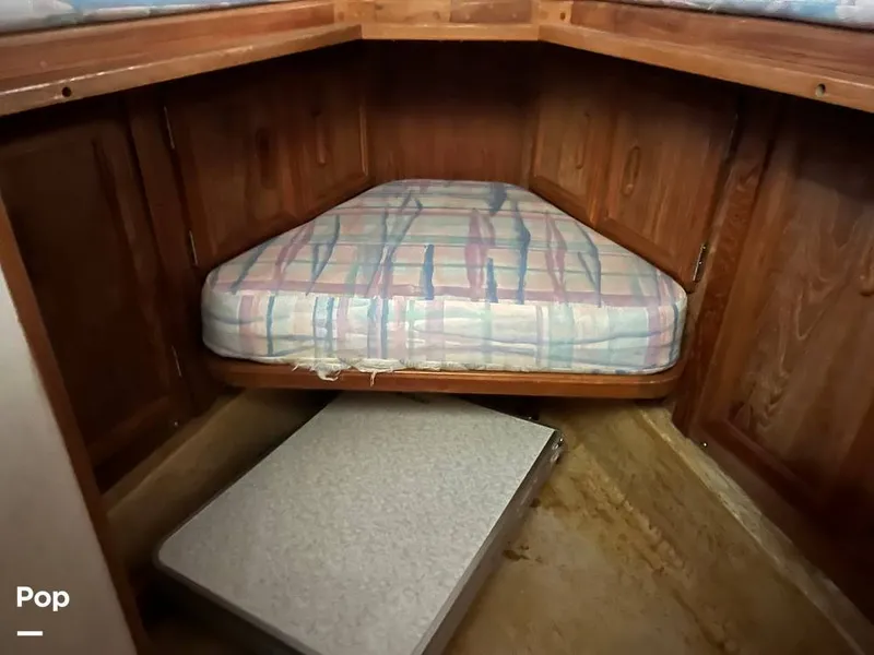 Slide: The Image of Carver Yachts Convertible 3227 1989 - 16228459