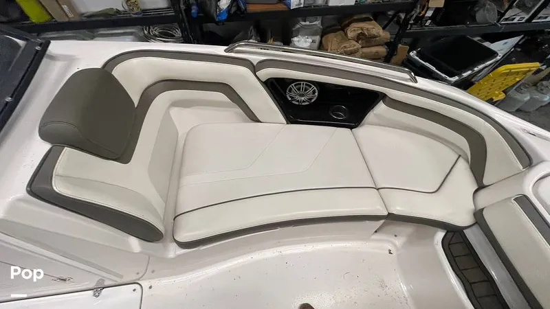 Slide: The Image of Yamaha 242 Limited S 2016 - 16077501