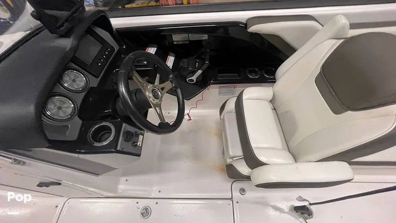 Slide: The Image of Yamaha 242 Limited S 2016 - 16077509