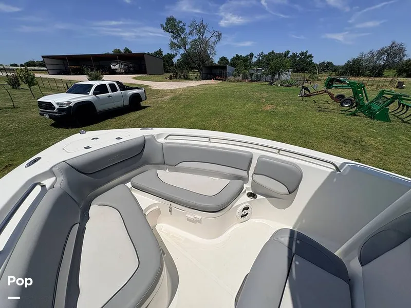 Slide: The Image of NauticStar 2102L 2021 - 16634518