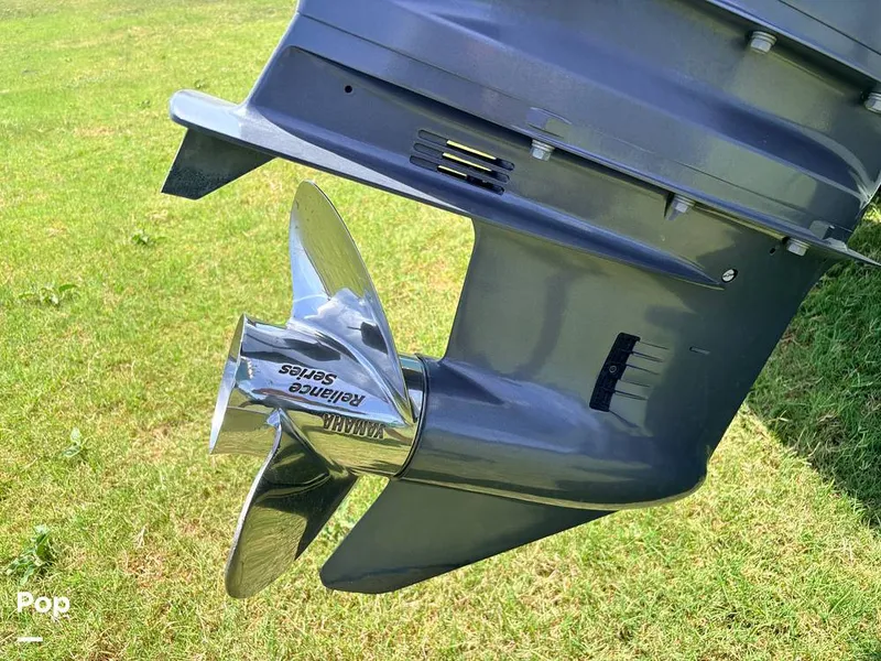 Slide: The Image of NauticStar 2102L 2021 - 16634575