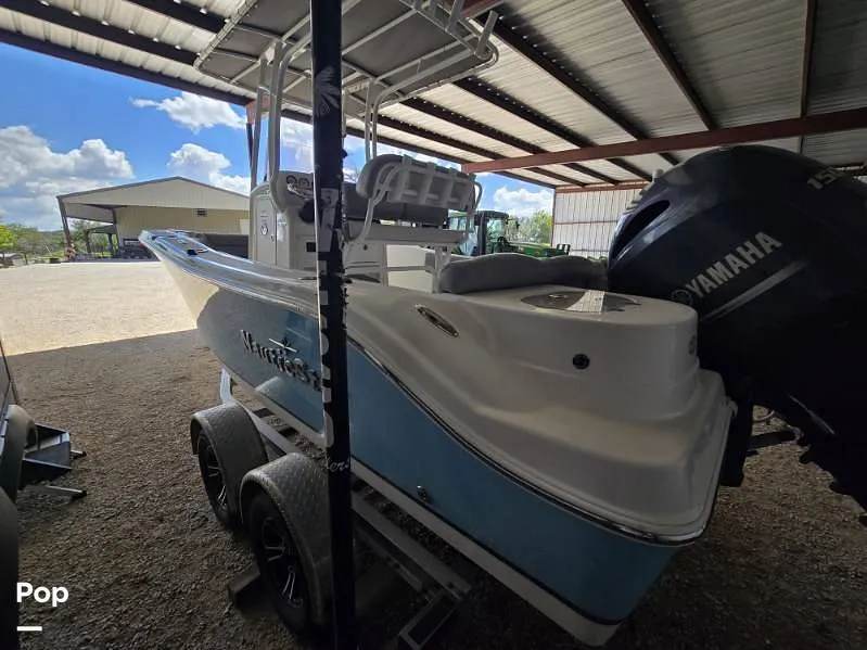 Slide: The Image of Aquarium Well - 15982902