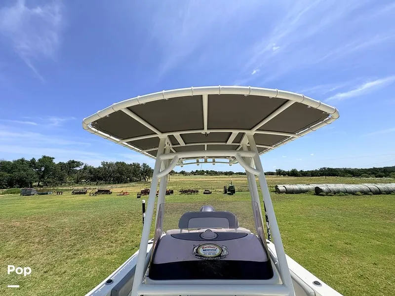 Slide: The Image of NauticStar 2102L 2021 - 16634501