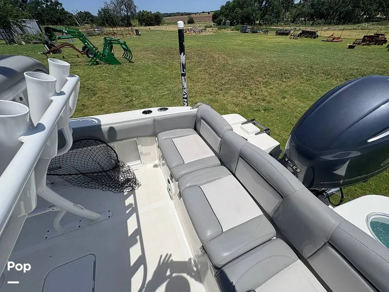 Slide: The Image of NauticStar 2102L 2021 - 16634553