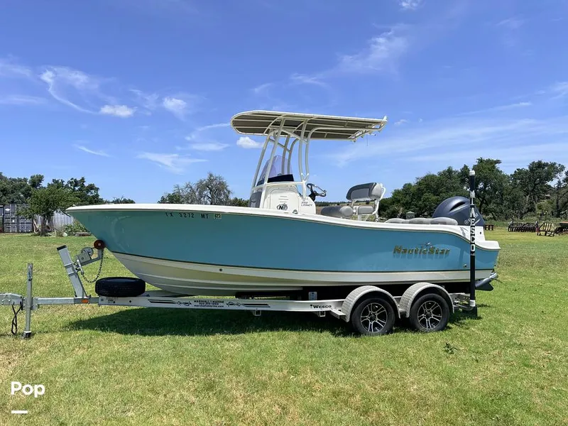 Slide: The Image of NauticStar 2102L 2021 - 16634605