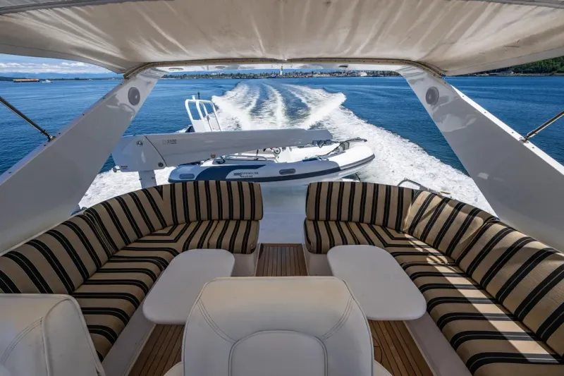 Slide: The Image of Westbay Pilothouse 2000 - 15